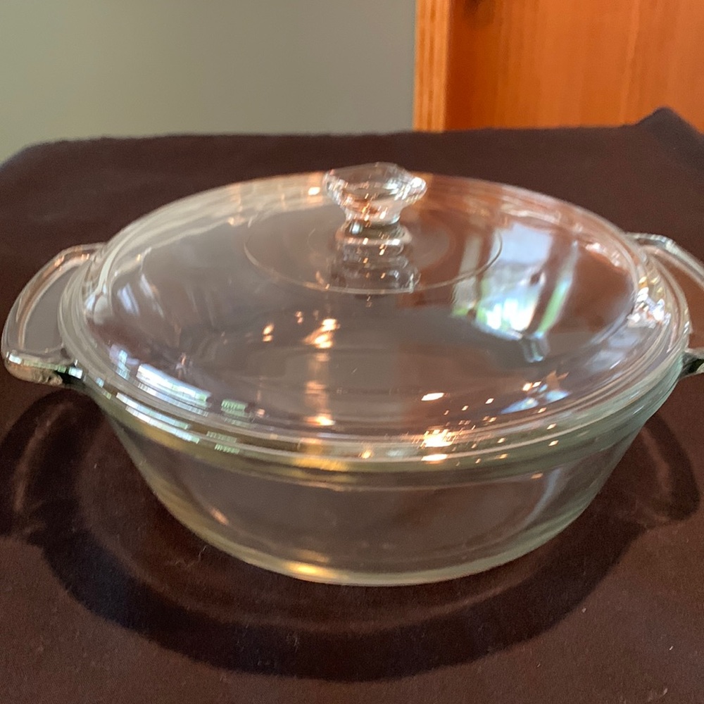 Anchor Hocking Casserole Dish, 2 quart